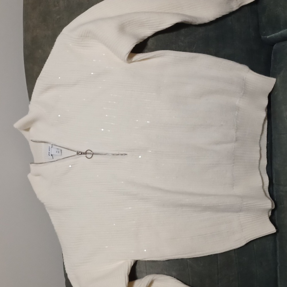 Nine Weat Medium cream sweater. Great conditions.